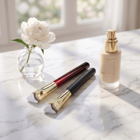 Pinceau correcteur souple en forme de cœur Lilywild à faible MOQ, outil de mélange ergonomique pour la correction quotidienne du maquillage, prix de gros