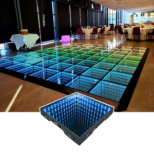Pista de Baile Exterior con Luces LED Dinámicas y Piso de Baile Iluminado - Product Image 1