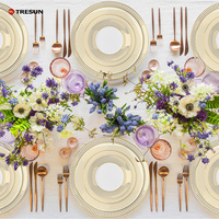 Bone China motif en relief classique doré bordé haute qualité apéritif plat assiettes ensembles pour mariage