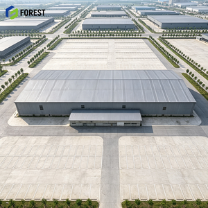โรงงานผลิตโครงสร้างเหล็กสำเร็จรูปแบบ Clear Span พร้อมพื้นที่เก็บสินค้าขนาดใหญ่และพื้นที่ผลิตที่มีความสูงเพียงพอ - Product Image 1