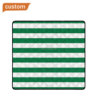 Tapis de pique-nique pliable imperméable et résistant à l'eau Detour Oxford, pour l'extérieur, avec sangle de transport, personnalisable