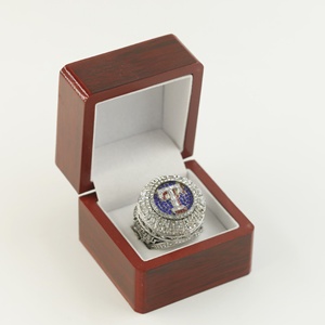 Linghu <span class=keywords><strong>MLB</strong></span> 2023 Texas Rangers Bague de championnat de réplique de la série mondiale de baseball pour hommes - Product Image 2