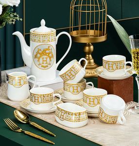 Ensemble de vaisselle en gros, style européen, bol et assiette en céramique, service à café, cafetière - Product Image 4