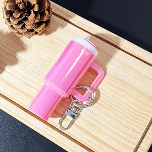 Llavero Mini Taza Colorido al por Mayor, Lindo Porta Bálsamo <span class=keywords><strong>Labial</strong></span> Desmontable con Forma <span class=keywords><strong>de</strong></span> Taza, Colgante para Bolso - Product Image 4