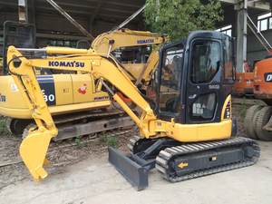 Miniexcavadora Komatsu (usada) Origen japonés Buen estado Horas de trabajo más bajas Incluye núcleo de motor de bomba de motor - Product Image 4
