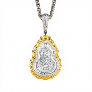 Collier Hip Hop de Luxe en Argent Plaqué Or avec Pendentif Gourde Rotatif Double Face Micro-Pavé Moissanite – Vente en Gros - Product Image 3