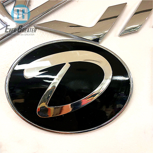 Emblema de metal personalizado para coche con alta calidad y <span class=keywords><strong>ROHS</strong></span> más de 25 experiencias - Product Image 2