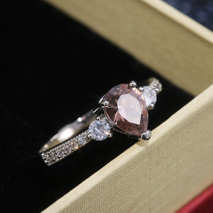 Anello a Goccia Marrone per Donne, Gioiello da Dito alla Moda con Pietra, per Uso Quotidiano - Product Image 2