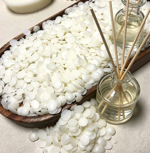 Perles de cire de soja 100% naturelle en gros, cire de soja bon marché, vente directe en vrac, granulés à bas prix, accessoires haute fragrance - Product Image 3
