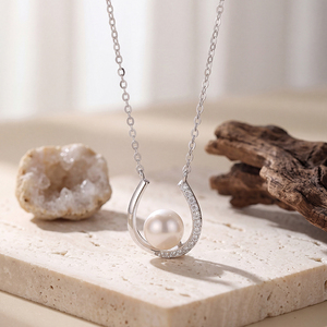 S925 Silver 18K Gold Plated Freshwater Pearl Necklace <b>U</b>-Shape Horseshoe Pendant Jewelry Gift for Women - Product Image 2