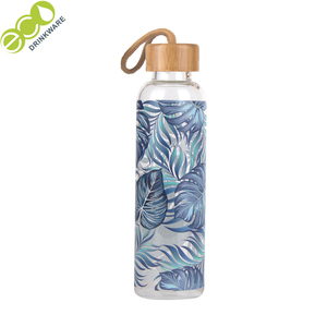 GA5064 bambou de marque privée cool <span class=keywords><strong>bouteille</strong></span> d'eau transparente en <span class=keywords><strong>verre</strong></span> conceptions 1000ml <span class=keywords><strong>1</strong></span> <span class=keywords><strong>litre</strong></span> avec manchon en silicone - Product Image 3