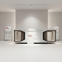Maison capsule spatiale préfabriquée de luxe, modulaire, mobile et portable, en structure acier, moderne, pour bureau extérieur ou villa.