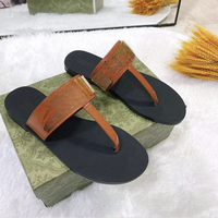 Tongs de créateur pour femmes Sandales d'été Sandales décoratives Slip-on Slides Fashion Women Sandals Summer Wholesale Flat Shoes
