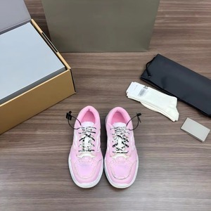 Sneakers unisexes en cuir vieilli de qualité supérieure, style rétro, chaussures basses de skate, design vintage, streetwear pour couples - Product Image 4