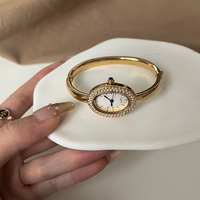 Gelang jam tangan emas wanita, rantai tangan Retro mewah berlian mawar desain Tautan emas kecil geometris modis