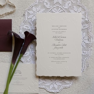 Invitaciones de Boda con Impresión Digital Personalizada en Color Vainilla, con Relieve Floral, Papel Offset, Logotipo en Relieve, Tarjetas de Boda - Product Image 3
