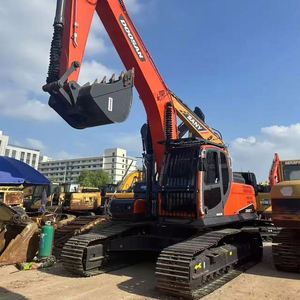Excavadora de cadenas Doosan 225 de alta calidad en venta, DX225 usada de 25 toneladas DX225LC-7 con pocas horas de trabajo. - Product Image 2