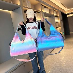 กระเป๋าสะพายออกกำลังกายสำหรับเดินทางค้างคืนสุดสัปดาห์ ดีไซน์ทันสมัย กันน้ำ เหมาะสำหรับผู้หญิง ใช้สำหรับโยคะและฟิตเนส - Product Image 3