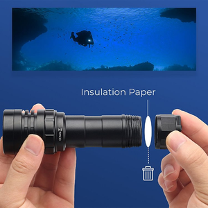 Alta confiabilidad 3000lm Luz de buceo de alta potencia IPX8 Aleación de aluminio Tiempo de ejecución largo Linterna LED recargable Antorcha subacuática - Product Image 1