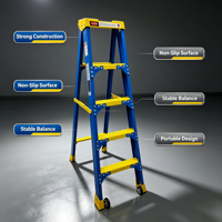 Échelle télescopique pliable légère et portable avec plateau à outils pour les réparations à domicile et la peinture en intérieur