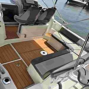 Jeanneau Cap Camarat 8.5 WA 2011, yacht à plancher avec revêtement de sol en teck EVA marin - Product Image 2