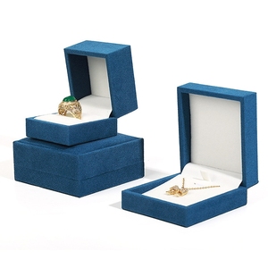 Estuche de Joyería de Terciopelo de Estilo Clásico, Juego de Estuches de Joyería Sencillos, Estuche de Joyería de Alta Calidad, Admite Personalización de Logotipo y Venta al por Mayor - Product Image 4