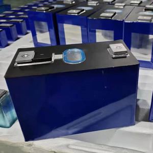 ราคาโรงงาน แบตเตอรี่ลิเธียมไอออน NMC แบบแท่งปริซึม 3.7V 150Ah อายุการใช้งาน 500-1000 รอบ - Product Image 2