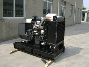 Générateur diesel à châssis ouvert haute performance 15 kVA 12 kW 3 50 Hz Alternateur 100 % cuivre alimenté par YANGDONG YND485D Refroidi par eau - Product Image 1