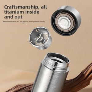 Gourde isotherme mini en titane pur de 220 ml, portable, format de poche, petite capacité, pour la préparation du thé à domicile et le transport quotidien - Product Image 2