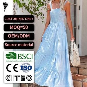 Robe de plage tendance, robe ample élégante à smocks, robe d'été confortable en polyester pour femmes - Product Image 1