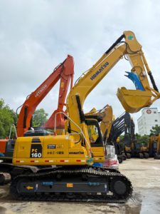 Low Working Hour Used Komatsu PC160 Crawler Excavator, Durable Digger for Dam and Water <b>Conservancy</b> Works - Product Image 3