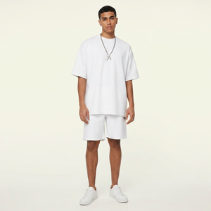 T-shirt imprimé en coton uni pour hommes, vente en gros au Pakistan, t-shirt surdimensionné, t-shirt basique vierge pour hommes - Product Image 1