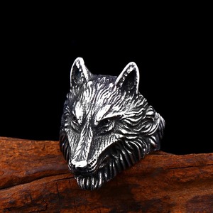 Edelstahl Krieger-Wolfskopf-<span class=keywords><strong>Ring</strong></span> für Männer Vintage Viking 14K Vergoldeter Schmuck Großhandel - Product Image 1