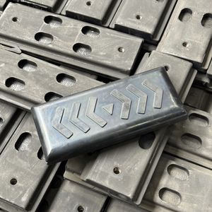 Резиновые колодки 300 мм 320 мм для асфальтоукладчика S1600 S1800 S1900 S2100 - Product Image 5