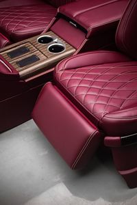 Sedili Auto Modificati <span class=keywords><strong>VIP</strong></span> per Toyota Land Cruiser, Kit 4 Posti con Massaggio Elettrico a 10 Modalità, Frigo, Caricatore Wireless Separato LC300 LC200 - Product Image 4