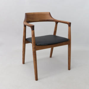 Silla de Comedor de Lujo de Alta Calidad con Respaldo y Reposabrazos de Madera - Product Image 2