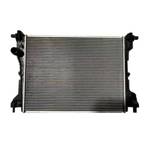 Radiateur de voiture en plastique avec noyau en aluminium pour Jeep Renegade Commander Compass 1.4L - Product Image 1