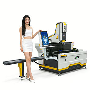 Machine de perçage et de fraisage CNC pour fenêtres en aluminium, machine de fraisage pour portes, à bon prix - Product Image 1