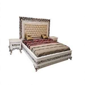 Compre una Cama Moderna de Madera de Teca con Acabado Blanco, Cama de Madera de Teca de Lujo para Villa, Hotel y Fabricante de Muebles de Dormitorio Premium en EE. UU. - Product Image 1