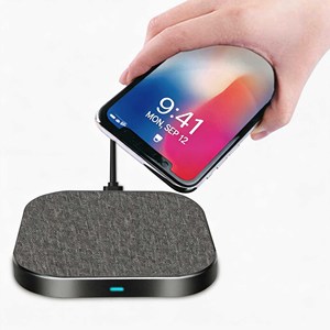 Base de Carga Inalámbrica INPUTECH de 15W con Superficie de Tela y Aleación de Aluminio, Cargador Rápido de Escritorio para Todos los Teléfonos Inteligentes - Product Image 4