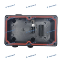 A0001407878 Couvercle de pompe à urée Moteur diesel Couvercle de pompe doseuse Compatible avec la pompe à urée B-enz 0001407878 Pièces de camions