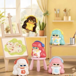 Figurines mignonnes JUE Girl on Vacation Mini Beans pour la décoration de la maison, mini figurines anime JUE Girl Beans, sacs et boîtes surprises - Product Image 5