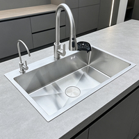 Grande évier de cuisine multifonctionnel en acier inoxydable à cuve unique avec surface brossée et fonction d'égouttage