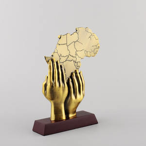 Trofeo de Metal con <span class=keywords><strong>Mapa</strong></span> del <span class=keywords><strong>Mundo</strong></span> de África Personalizado, Aleación de Zinc de Alta Gama, Adorno Conmemorativo de Arte Corporativo Personalizado de Fábrica con Base, Venta al por Mayor - Product Image 3