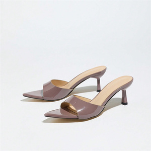 Mules en cuir verni pour femmes, talons aiguilles, bout pointu, à enfiler, sandales d'été sexy, chaussures habillées pour le bureau et les soirées - Product Image 6