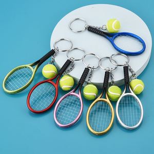 Porte-clés Mini Raquette de Tennis Personnalisé pour Femmes et Hommes, Souvenir Sportif Unique - Product Image 1