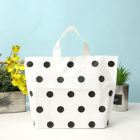 40*35cm 45*40cm Poignée de sac de remerciement Pochette en PE Sac à main T-shirts, chemises et vêtements Shopping Promotion Emballage Sac Sachet