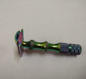 Rasoir de sécurité à manche en acier inoxydable à revêtement multiple - Product Image 4