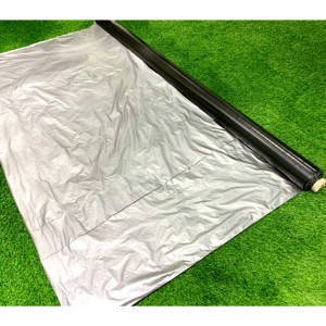 Película <span class=keywords><strong>de</strong></span> mantillo <span class=keywords><strong>de</strong></span> 20-50 micras para huerto Película <span class=keywords><strong>de</strong></span> tierra trasera plateada para fresa - Product Image 4