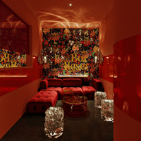 Comptoir de bar interactif LED de luxe, design lumineux RGB, ensemble de mobilier commercial pour club, service de mise en scène intérieure moderne pour boîte de nuit